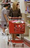 th_06613_Celebutopia-Heidi_Klum_shopping_for_some_groceries_at_Whole_Foods_Market_in_Beverly_Hills-12_122_230lo.jpg