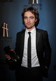 http://img219.imagevenue.com/loc237/th_81174_R.Pattinson_Hollywood_Awards_2008_06_122_237lo.jpg
