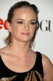 th_85337_Danielle_Panabaker_2008-09-18_-_Teen_Vogue_Young_Hllywood_party_639_122_238lo.jpg