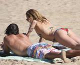 Kate Hudson Bikini Candids Pictures